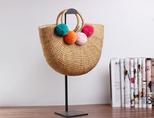 Load image into Gallery viewer, 2019 new high quality tassel Rattan Bag