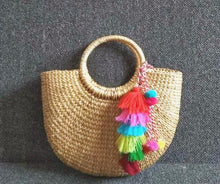 Load image into Gallery viewer, 2019 new high quality tassel Rattan Bag